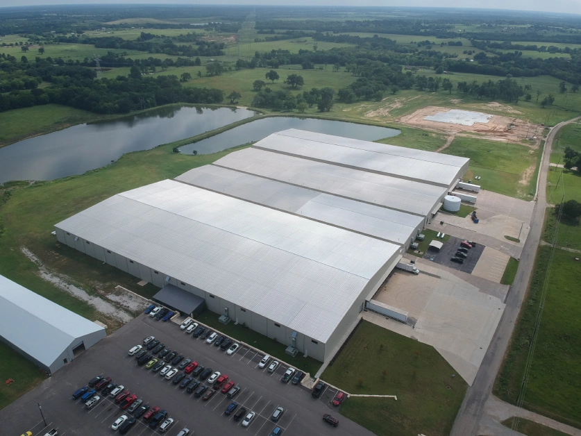M&F Warehouse over 400,000 sq ft