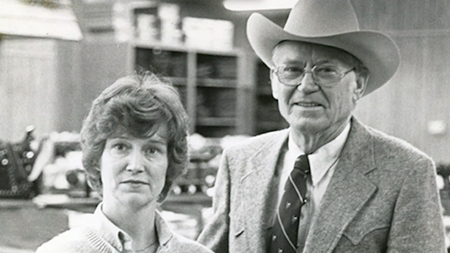 From Left: Linda Eddins & Chester Eddins